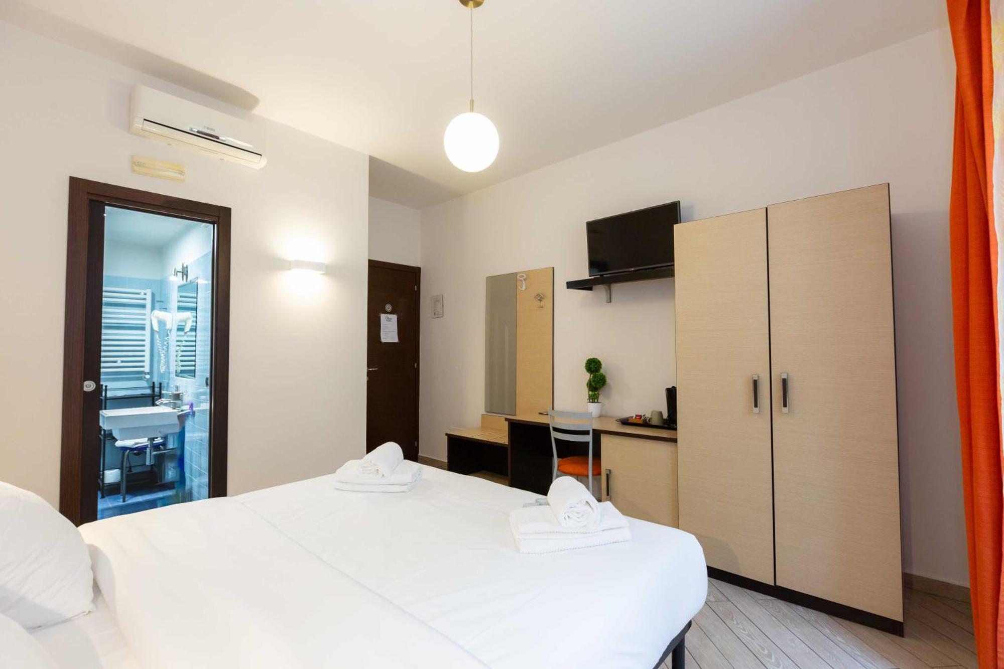 Termini -Statuto Zen Guesthouse- Zen01 Rome Exterior photo